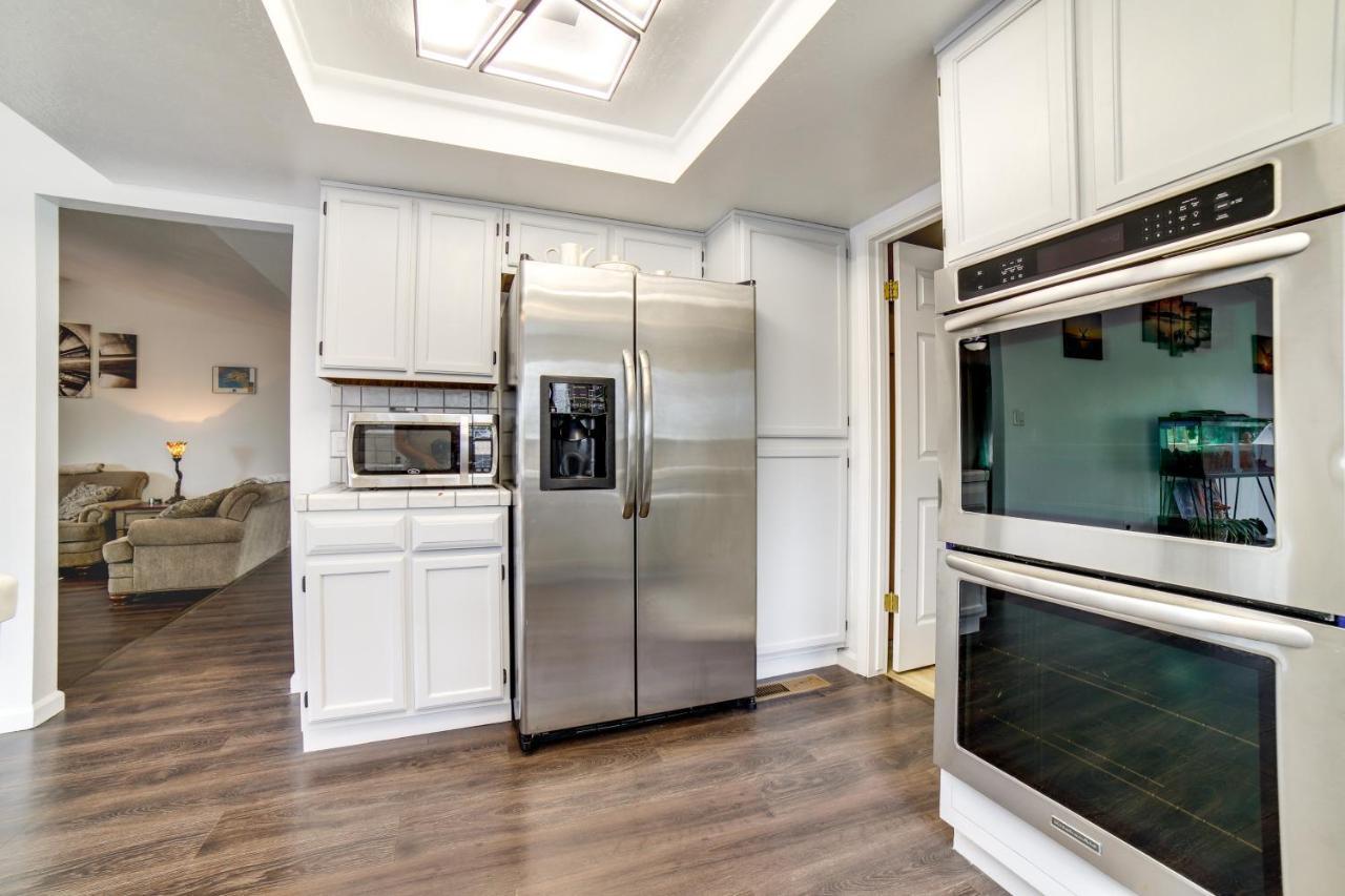 Pet-friendly Hideaway With Private Hot Tub!